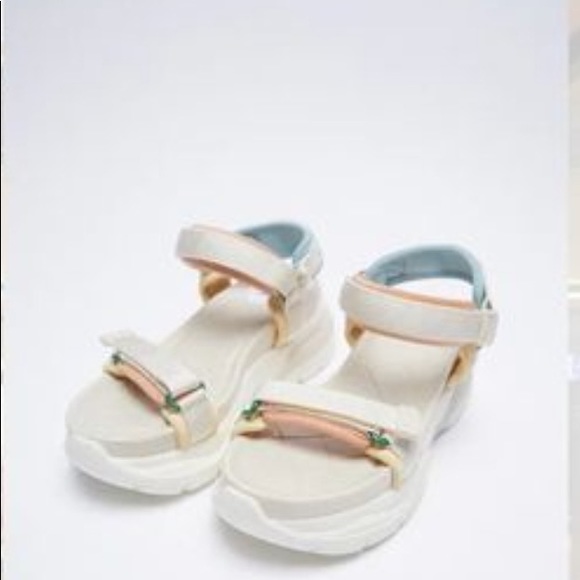 ZARA Open Toe Sport Sandals Thick Sandals Size 38 (F) - Picture 3 of 5